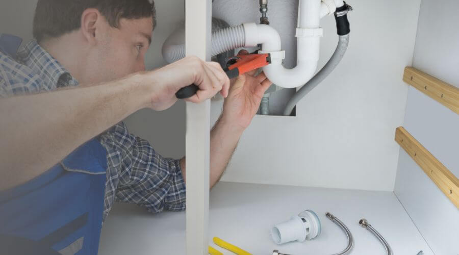 Expert burst pipe repair services in Max, NE